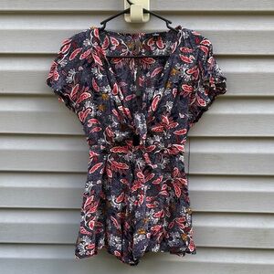 Lulus | Dondi Navy Floral Shorts Cut Out Front Boho size Small